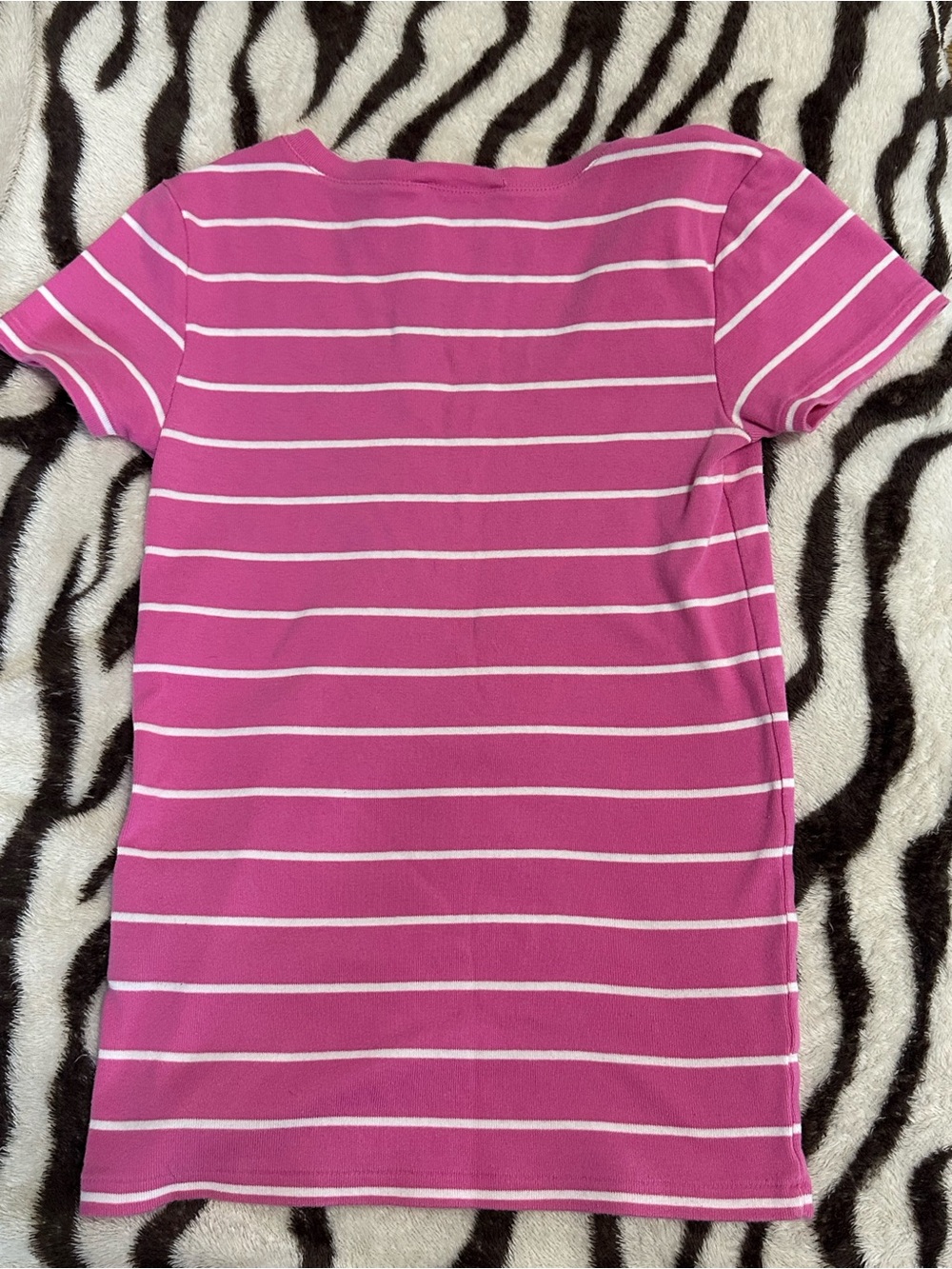 Ralph Lauren Hot Pink & White Striped V-Neck Tee - Picture 5 of 5